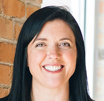 Sophie Hartwell hoofd klantenondersteuning portretfoto serviceteam